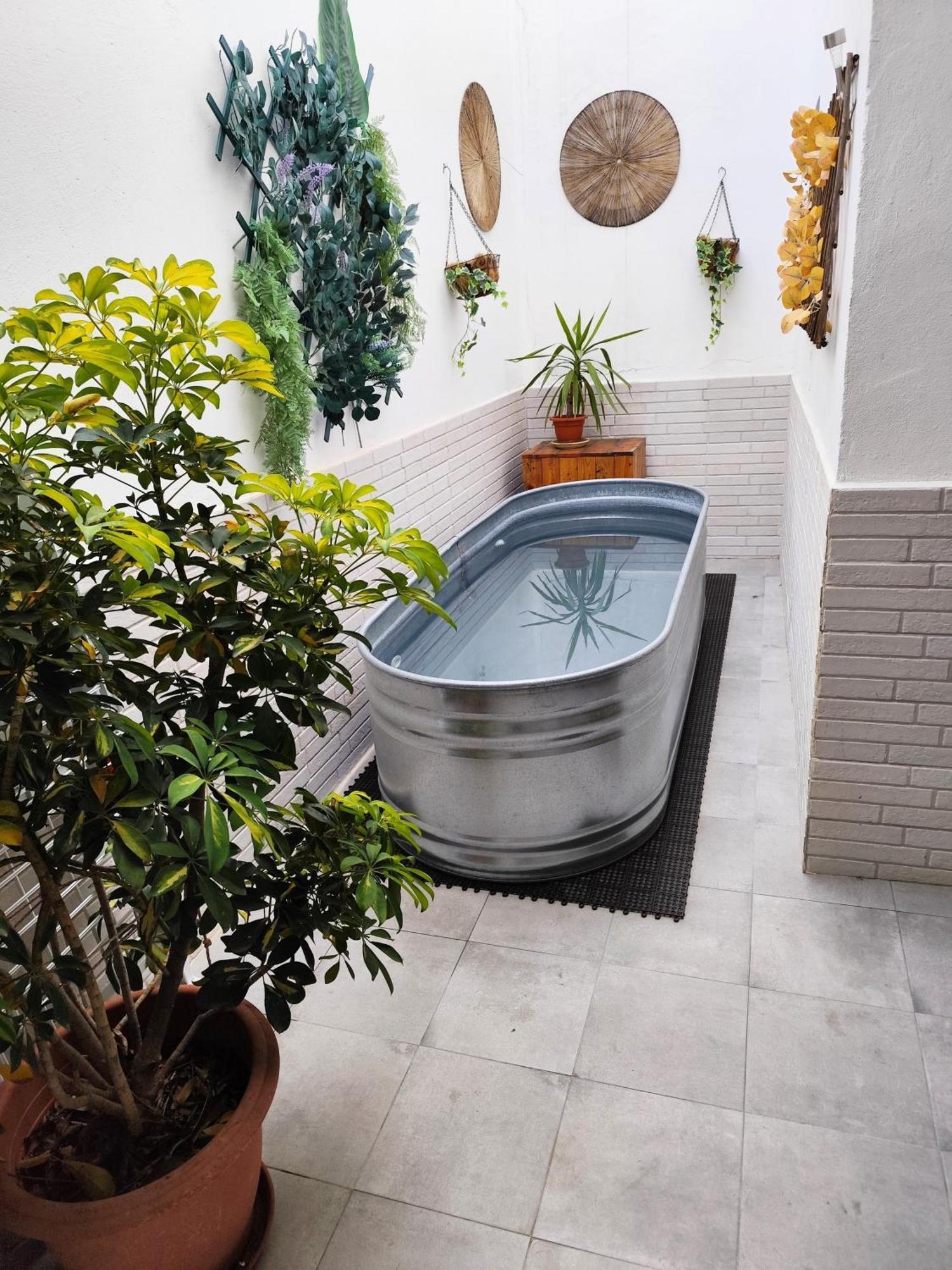 Apartamentos De La Haya & Suite Con Jacuzzi, Junto Al Teatro Romano Mérida Extérieur photo