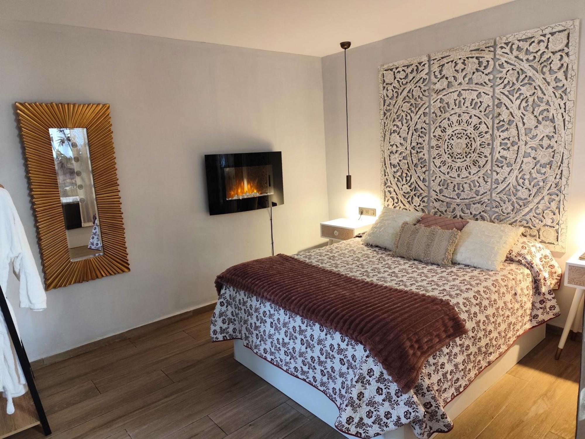 Apartamentos De La Haya & Suite Con Jacuzzi, Junto Al Teatro Romano Mérida Extérieur photo
